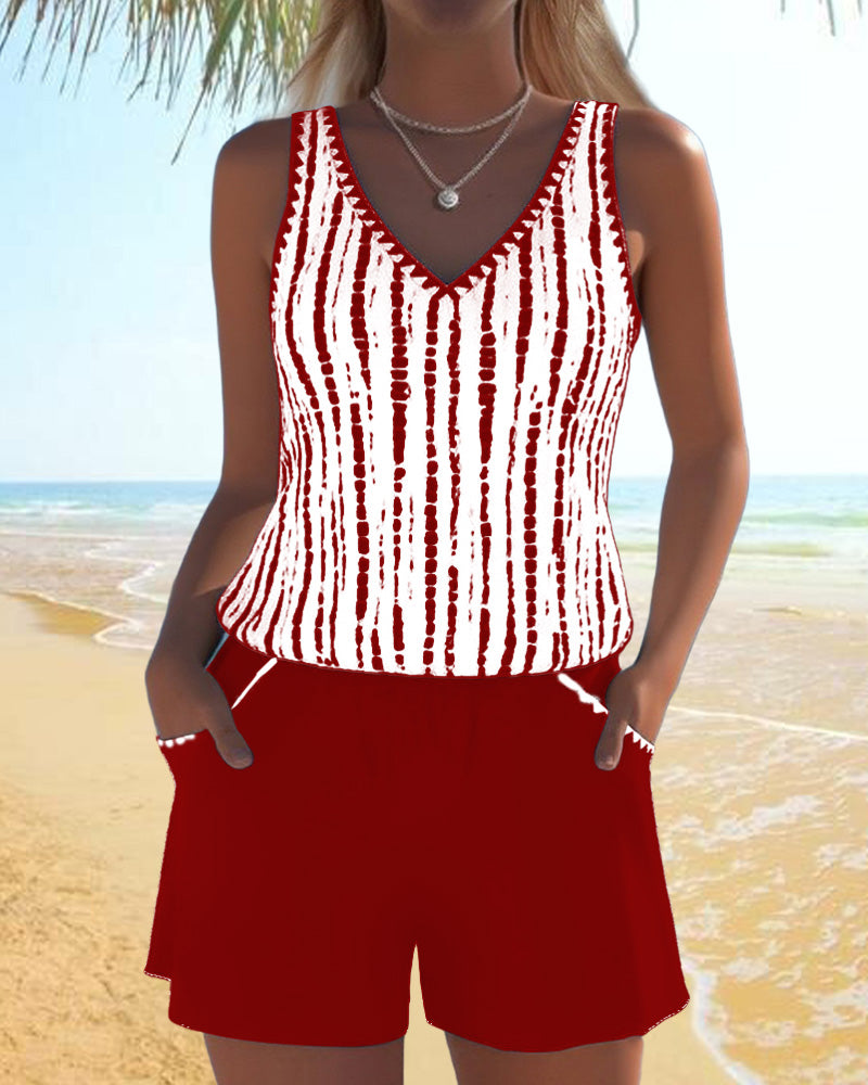 Casual Two-Piece Swimsuit with Pockets and V-Neck Print