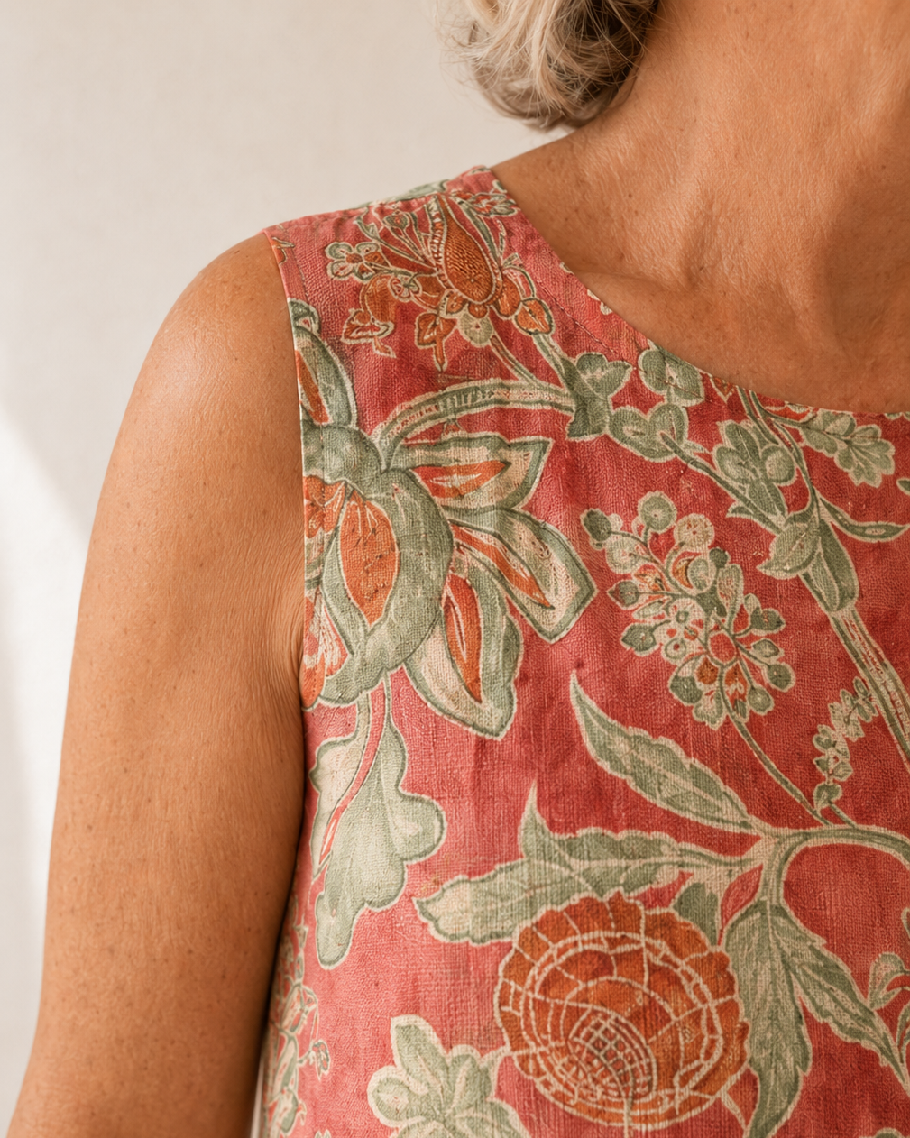 Charlotte™ | Lightweight Floral Midi Dress with Tummy Control