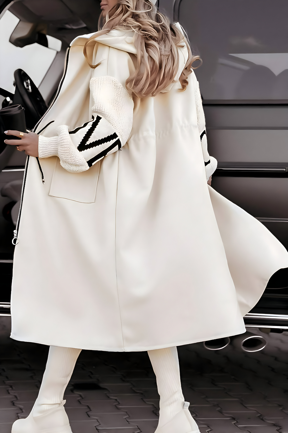 Felicia™ | Women’s Jacket with Knitted Sleeves and Hood