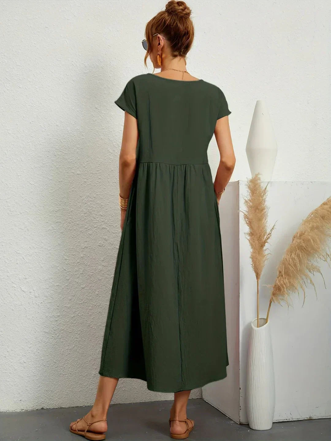 Gabriela™ | Fluid midi dress of timeless elegance