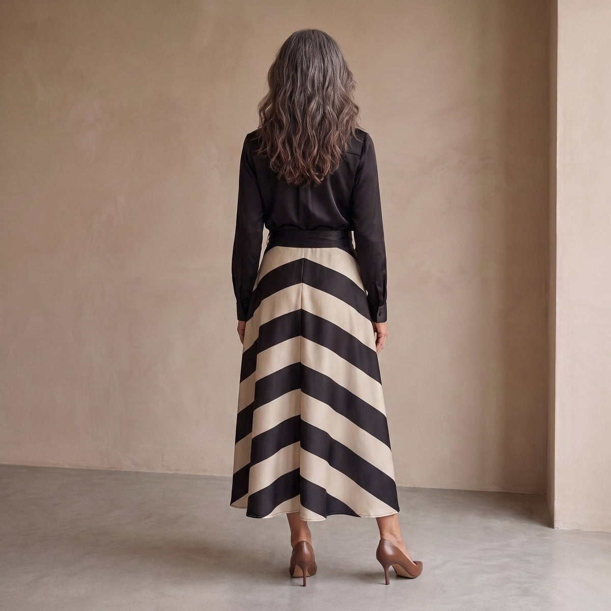 Sandra™ | Elegant Tummy-Control Striped Maxi Dress with Belt 6