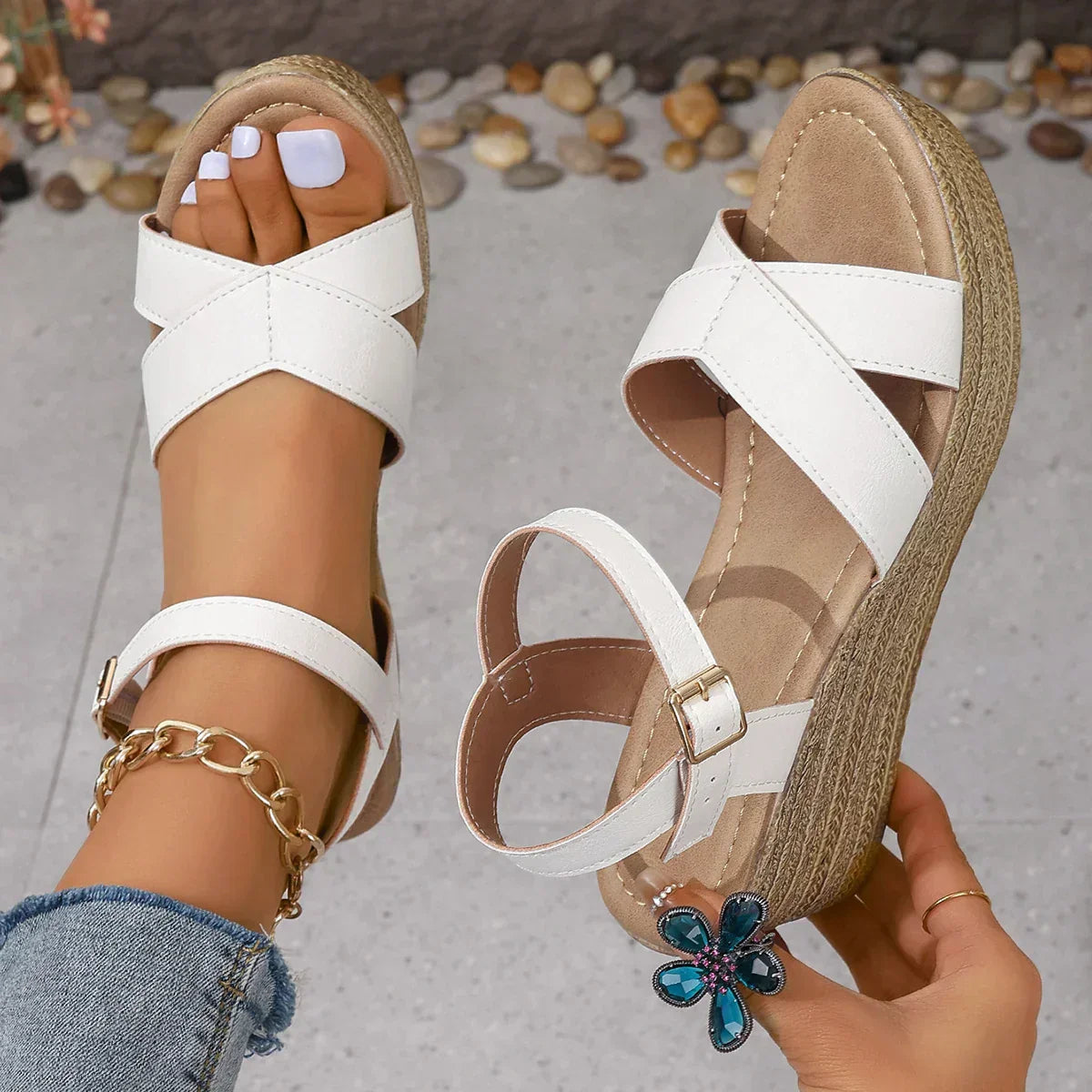 Iselle | Wedge Sandals