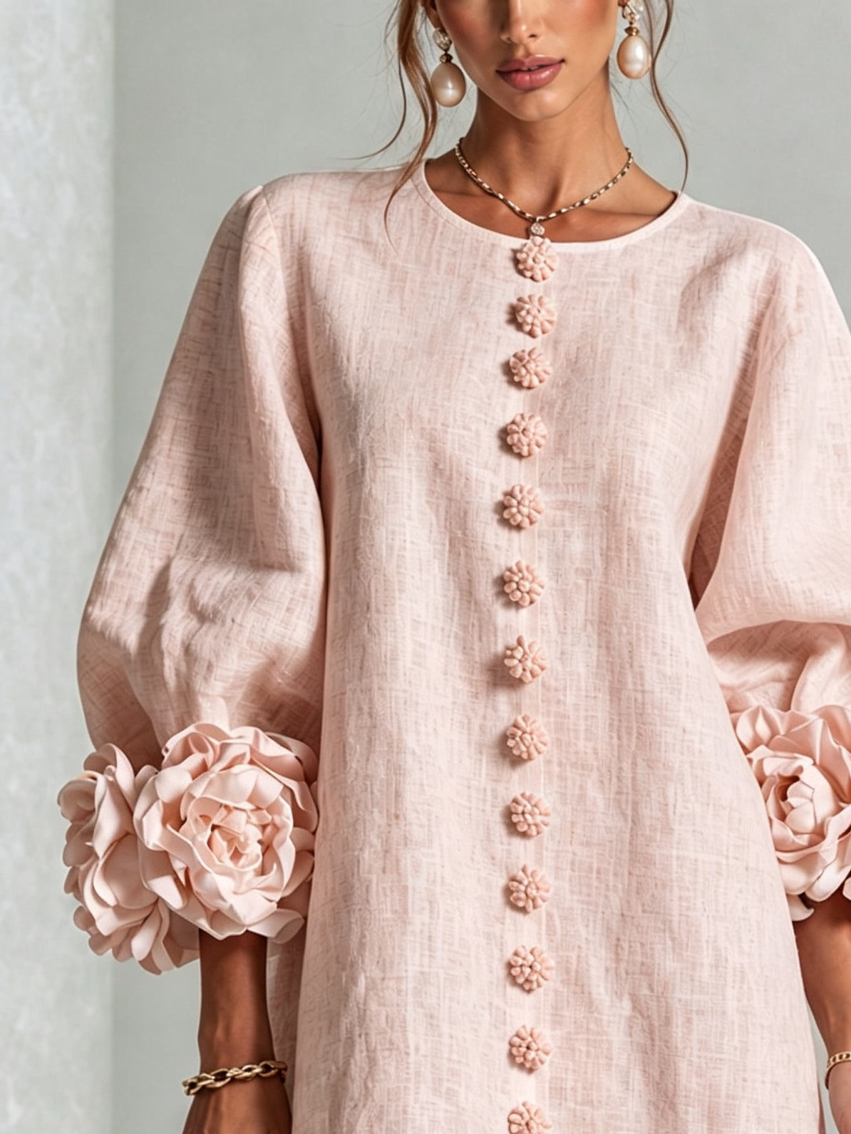 Susan™ | Loose Dress with Button Closure and Ruffled Sleeves 6