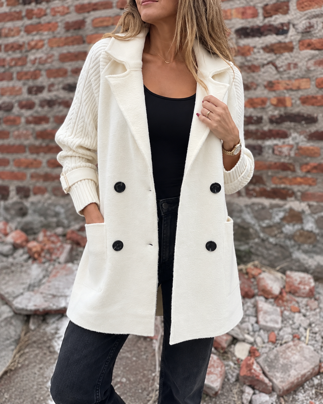 Susan™ | Elegant Double-Breasted Jacket with Knitted Sleeves