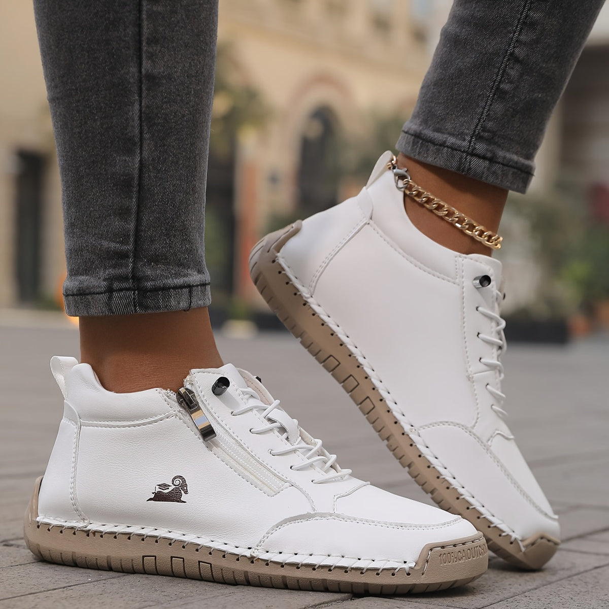 Mila – Komfortable orthopädische Sneakers + Reißverschluss