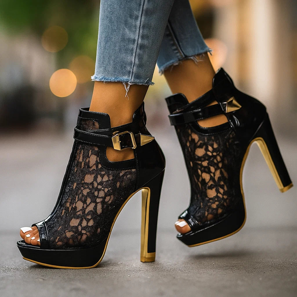 Donna™ | Orthopedic Lace Ankle Boots with High Heel 6