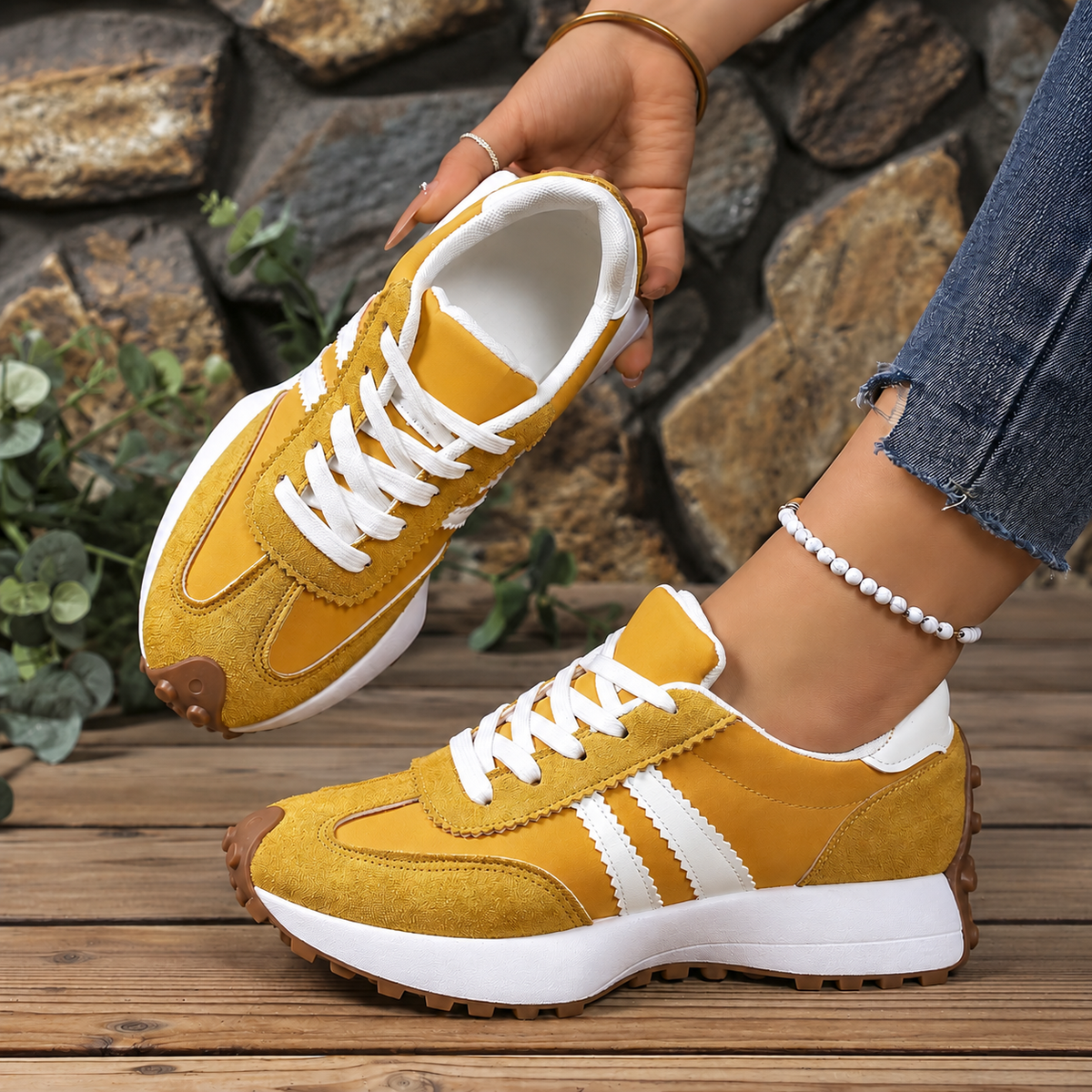 Nancy™ | Orthopedic Retro Sneakers with Platform Sole