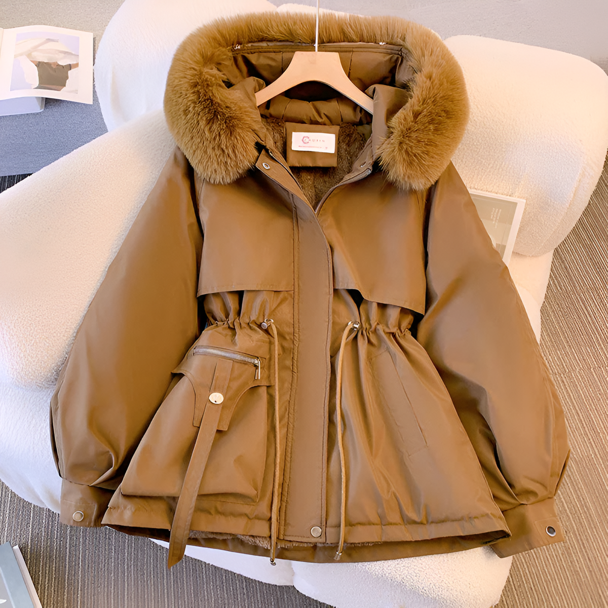 Margaret™ | Elegant Coat with Fur Collar and Hood 4