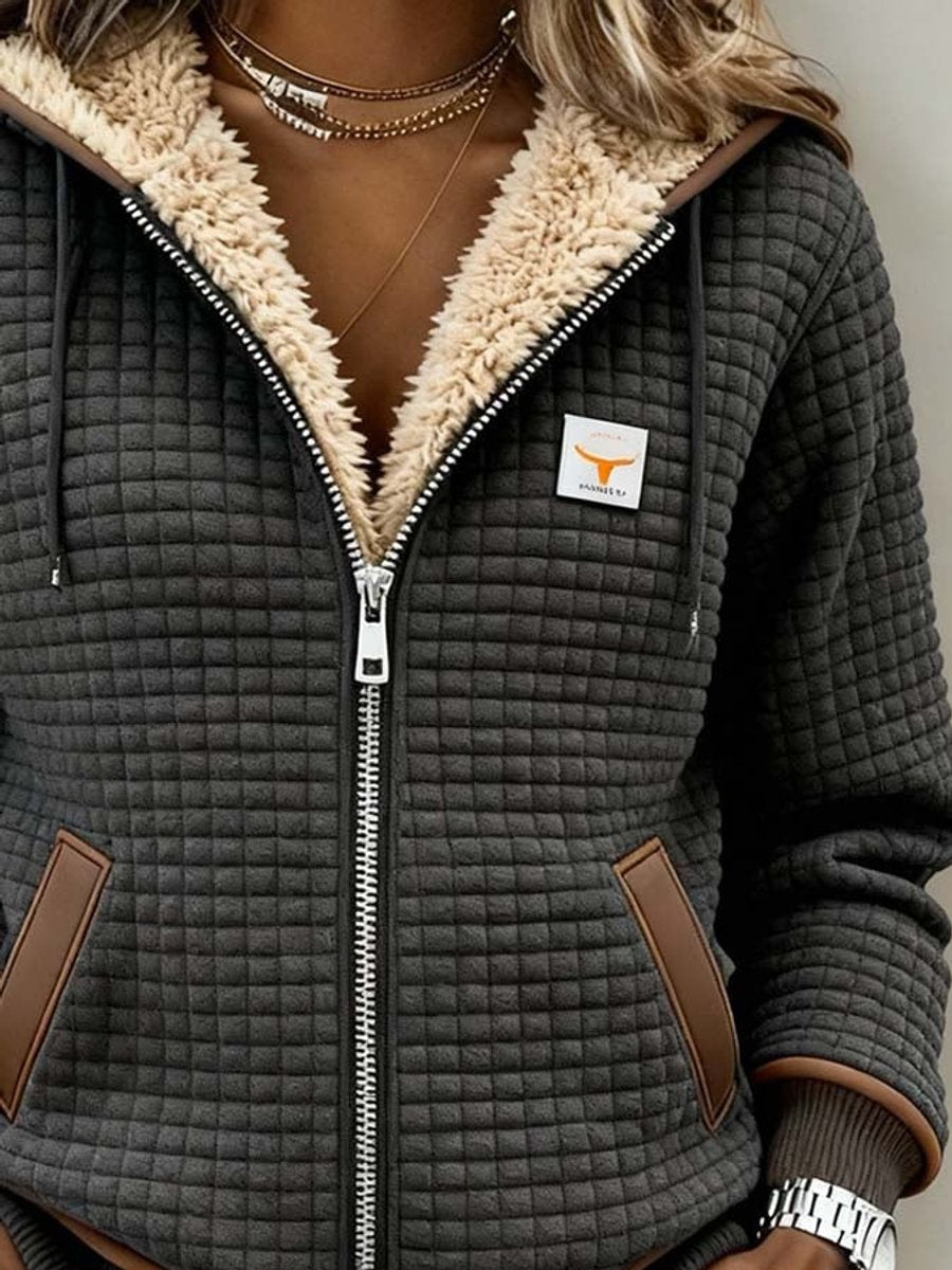 Ellie™ | Quilted Vest with Sherpa Lining and Hood 2