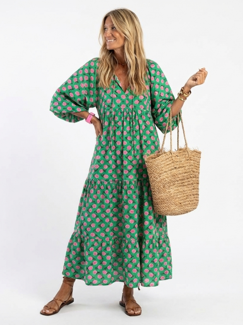 Fiora™ | Tummy-Flattering Floral Midi Dress