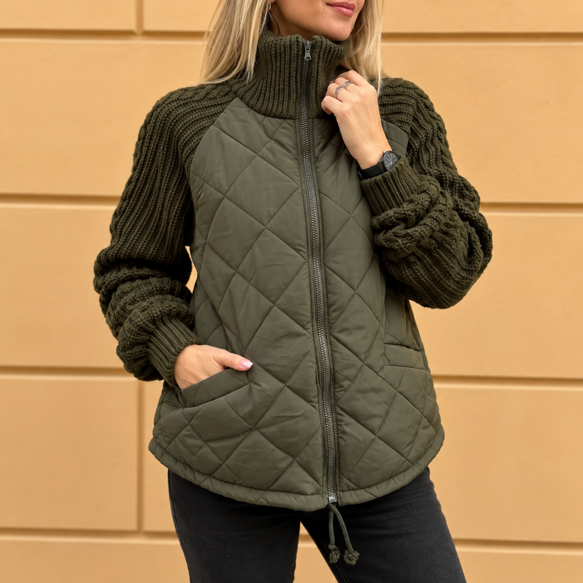 Karen™ | Warm Padded Jacket with Knitted Sleeves