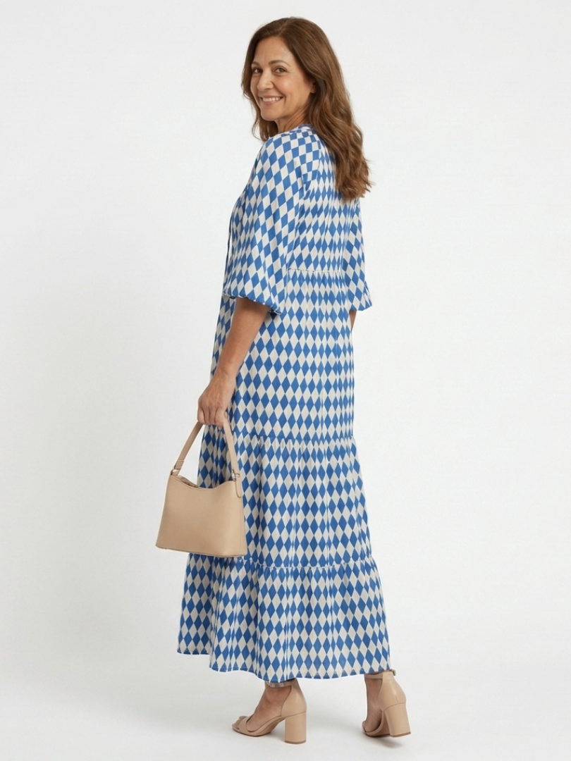 Elodie™ | Tummy-Flattering Diamond Print Midi Dress