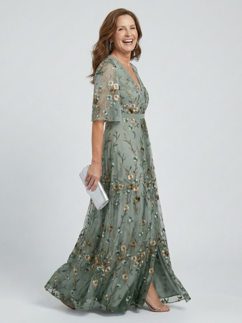 Lauren™ | Tummy-Flattering Halter Maxi Dress
