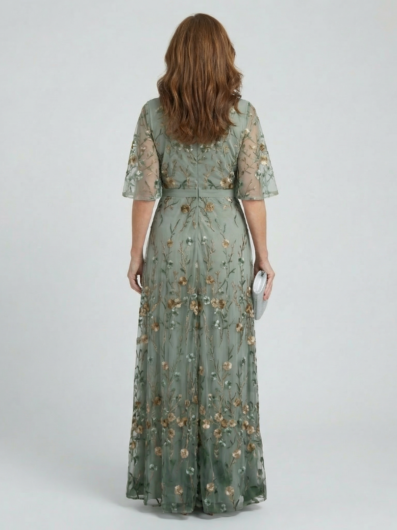 Lauren™ | Tummy-Flattering Halter Maxi Dress