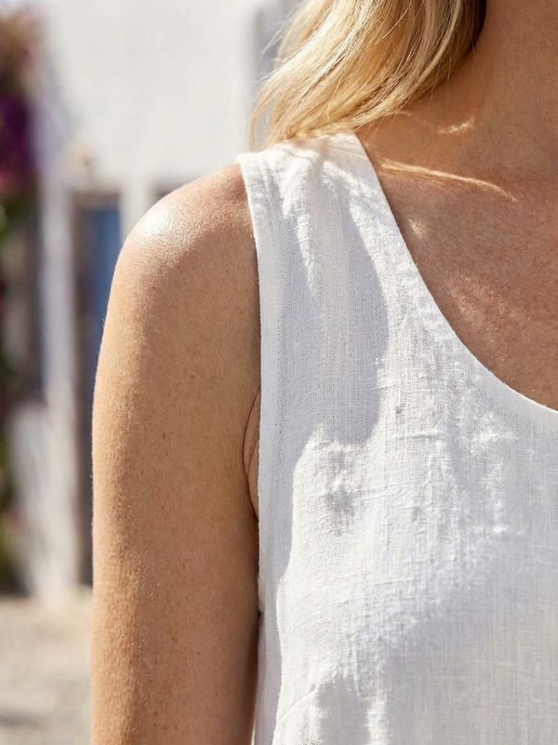 Riley™ | Tummy-Flattering Sleeveless Midi Dress