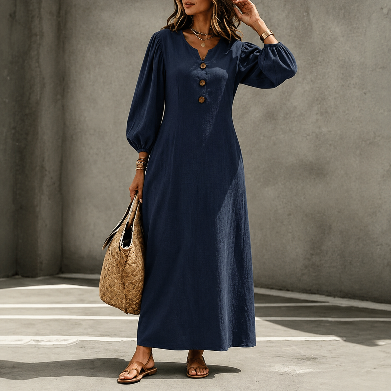 Stella™ | Tummy-Flattering Maxi Dress with V-Neck and Pockets