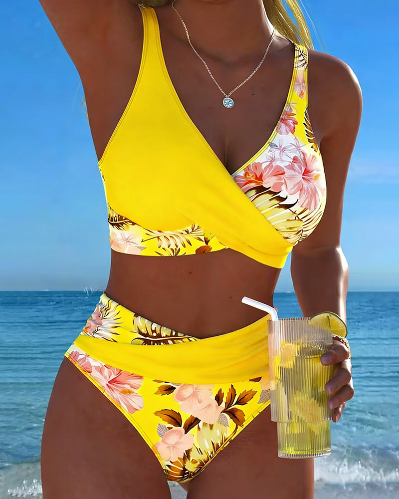 Floral Contrast Cut-Out Bikini