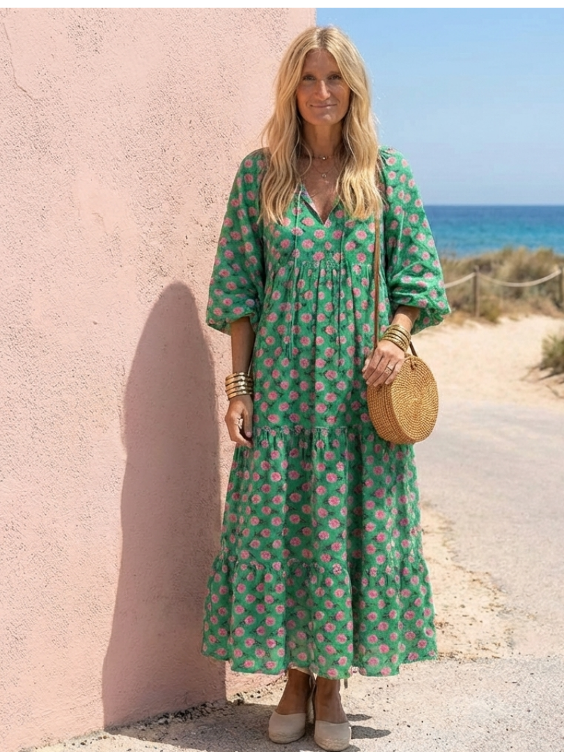 Fiora™ | Tummy-Flattering Floral Midi Dress