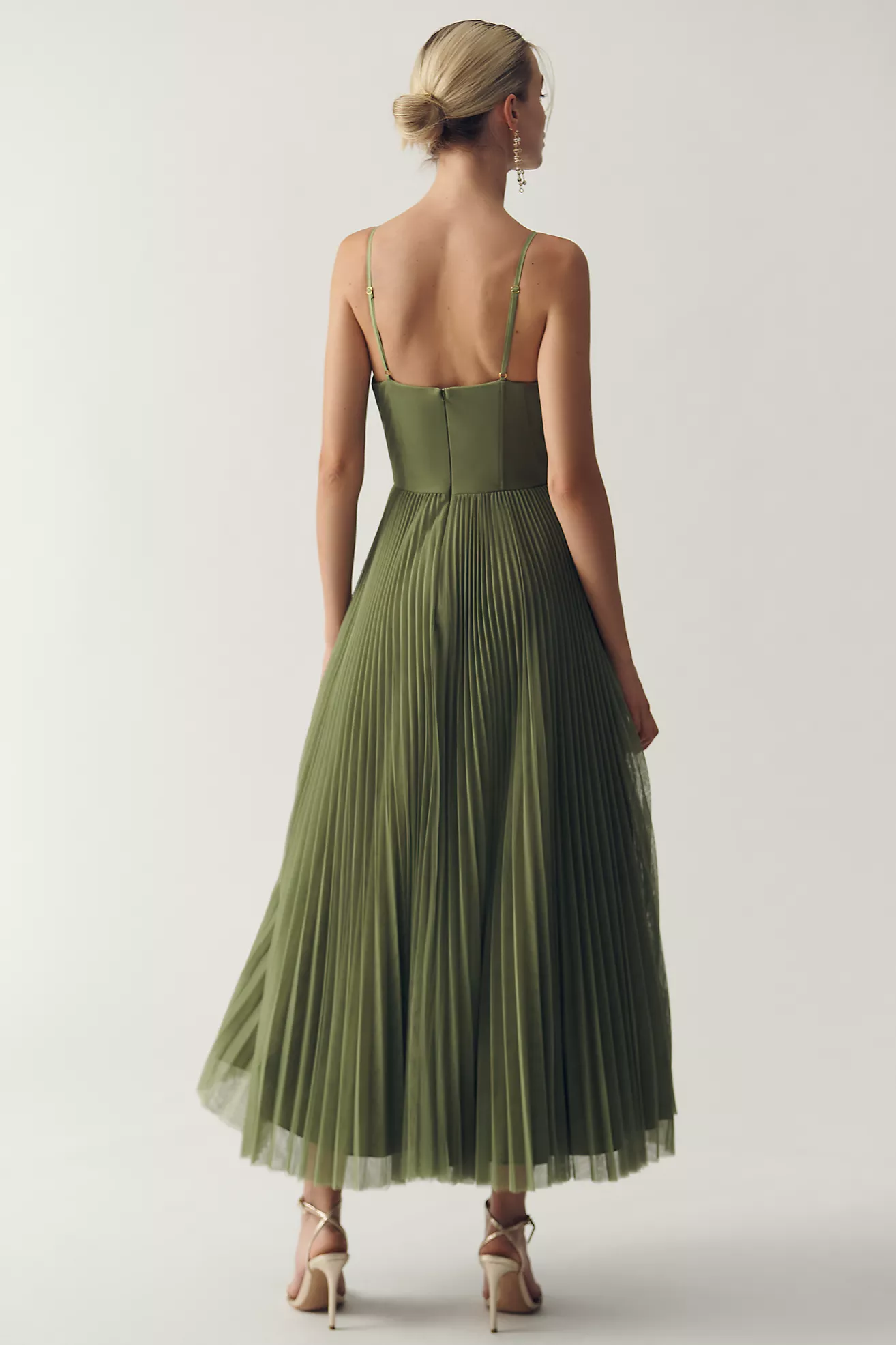 Lily™ | Elegant Tummy-Flattering Pleated Maxi Dress