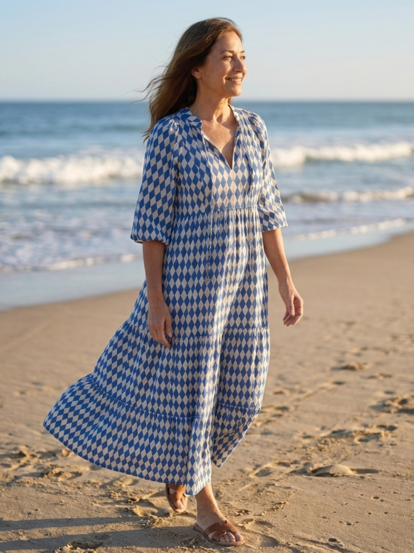 Elodie™ | Tummy-Flattering Diamond Print Midi Dress