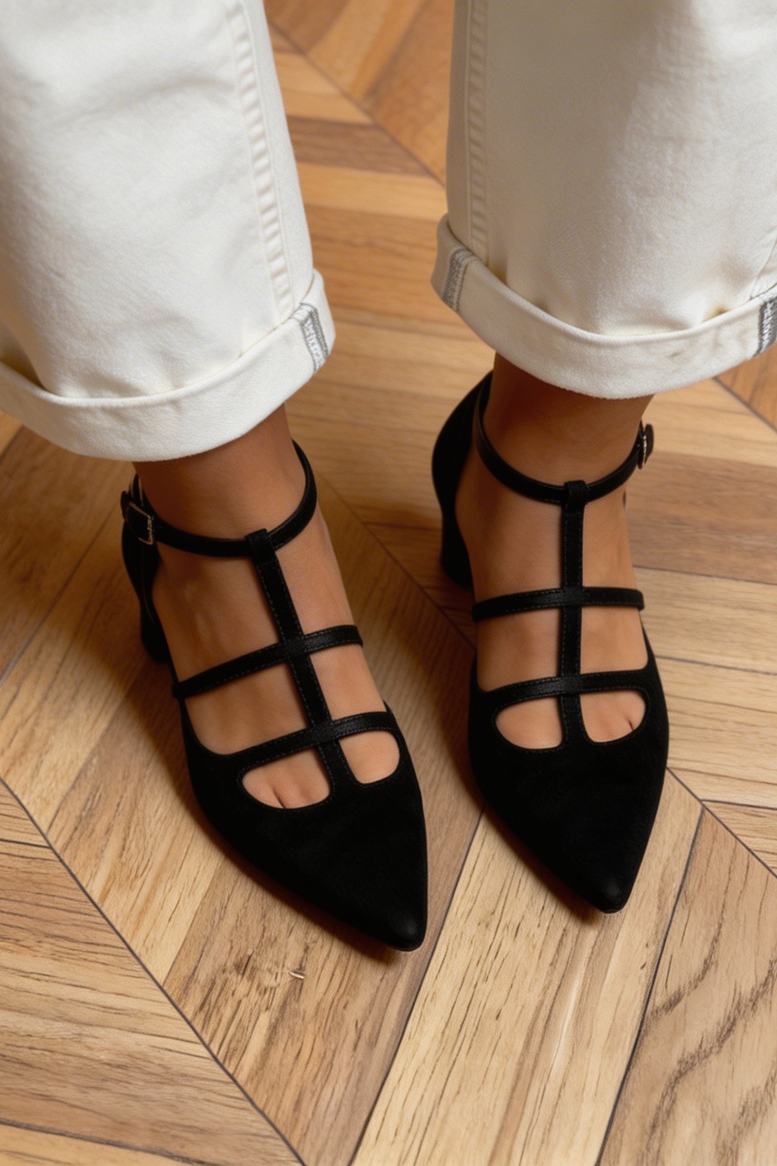ADI™ ELEGANT STRAP PUMPS