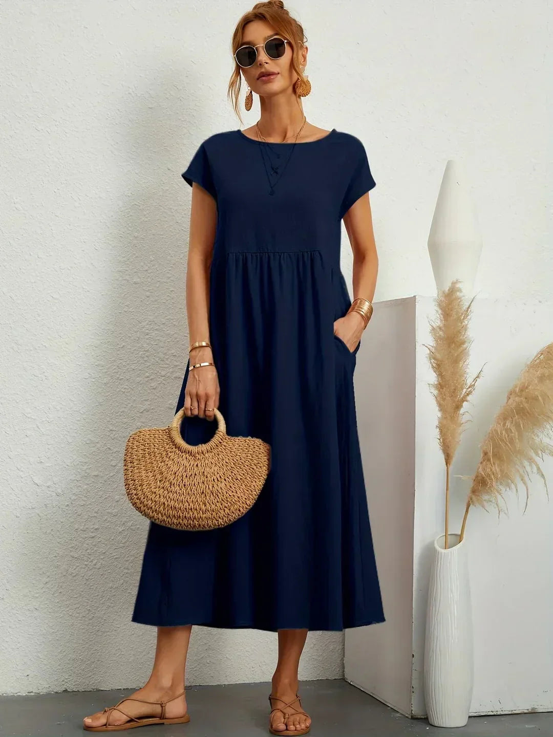 Gabriela™ | Fluid midi dress of timeless elegance