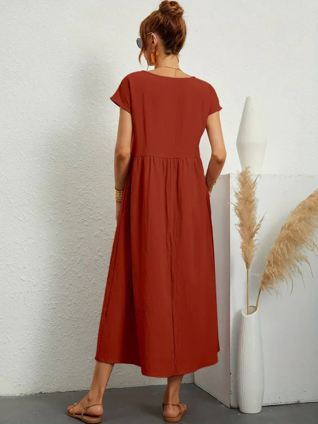 Gabriela™ | Fluid midi dress of timeless elegance