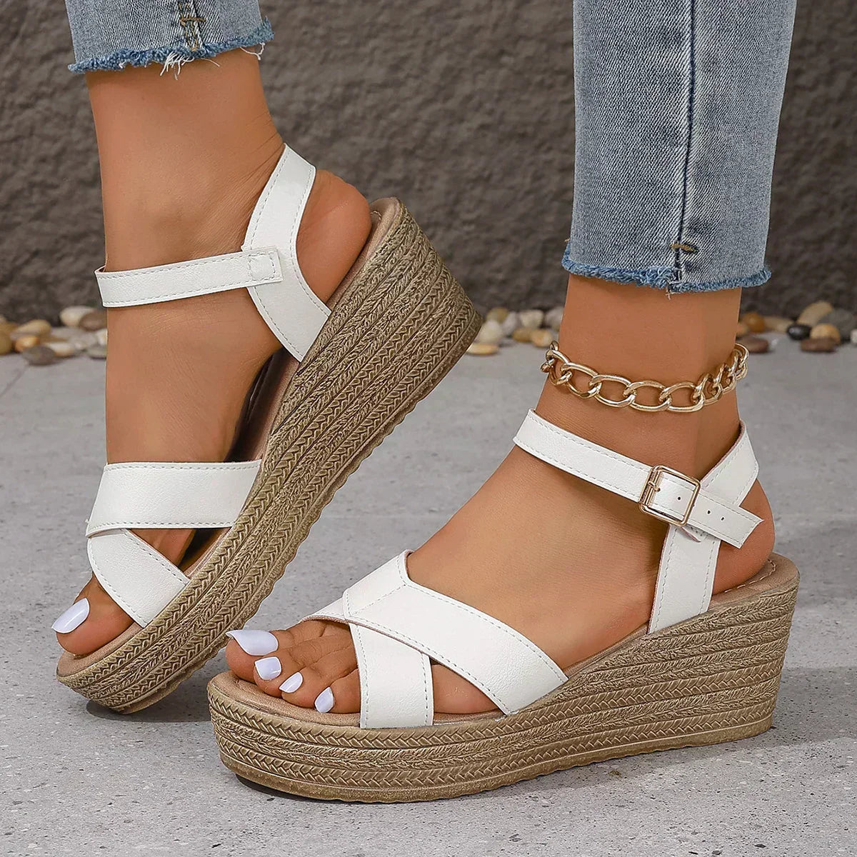 Iselle | Wedge Sandals