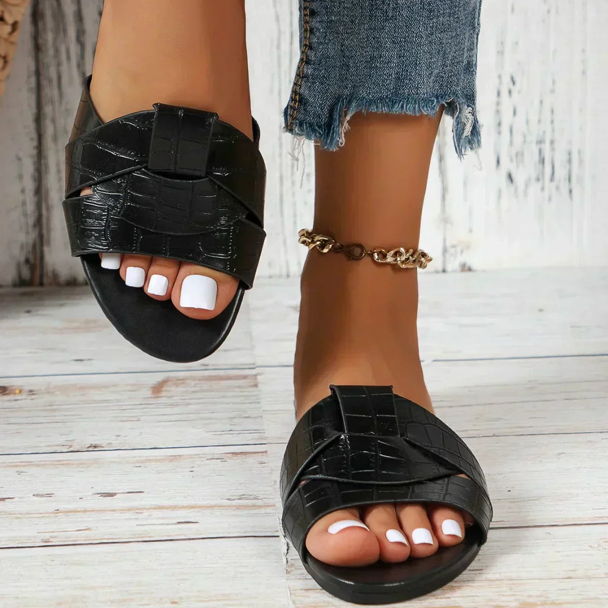 Fiora | Luxury Slides