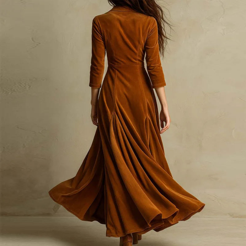 Mirella™ | Maxi Dress in Flowing Velvet