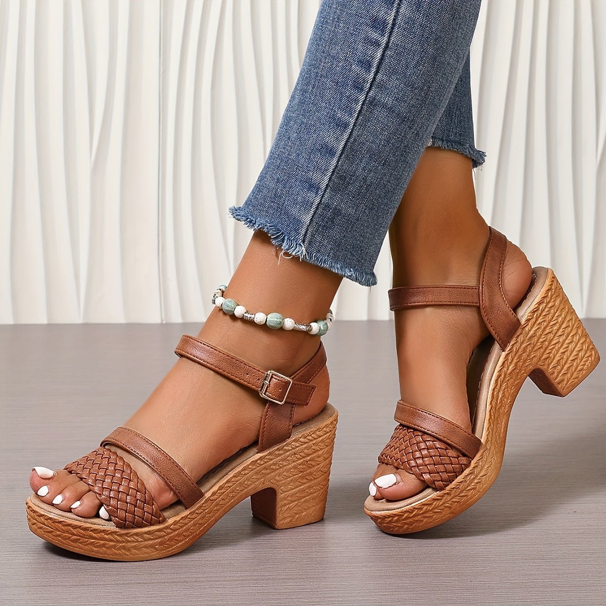 Aira | Woven Sandals