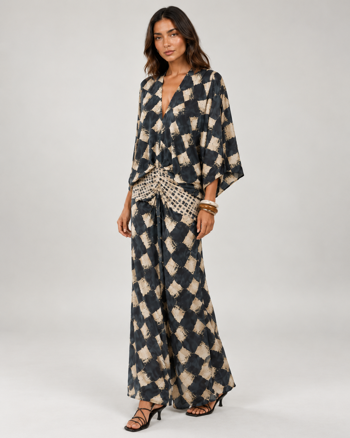 Susan™ | Elegant Print Set
