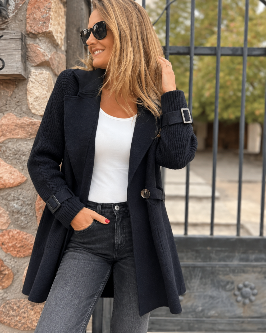 Susan™ | Elegant Double-Breasted Jacket with Knitted Sleeves