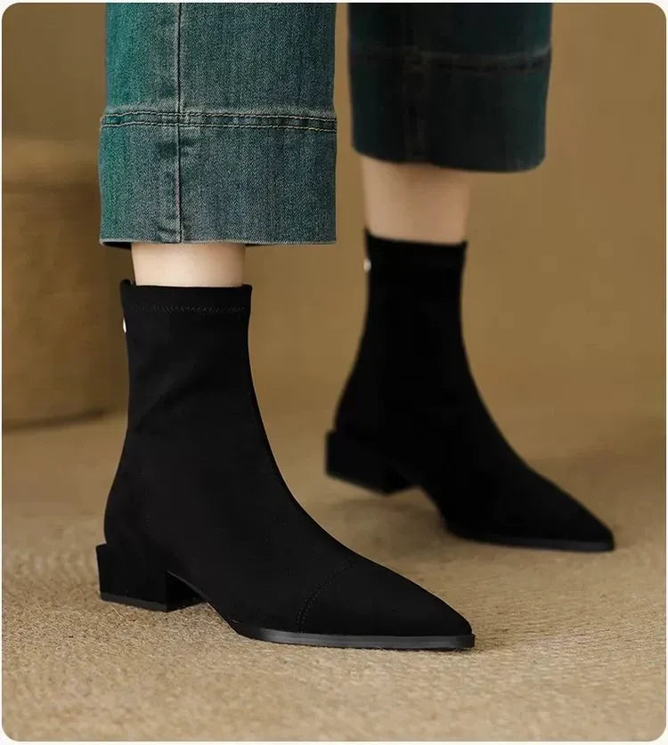 Linda™ | Orthopedic Suede Ankle Boots with Low Heel