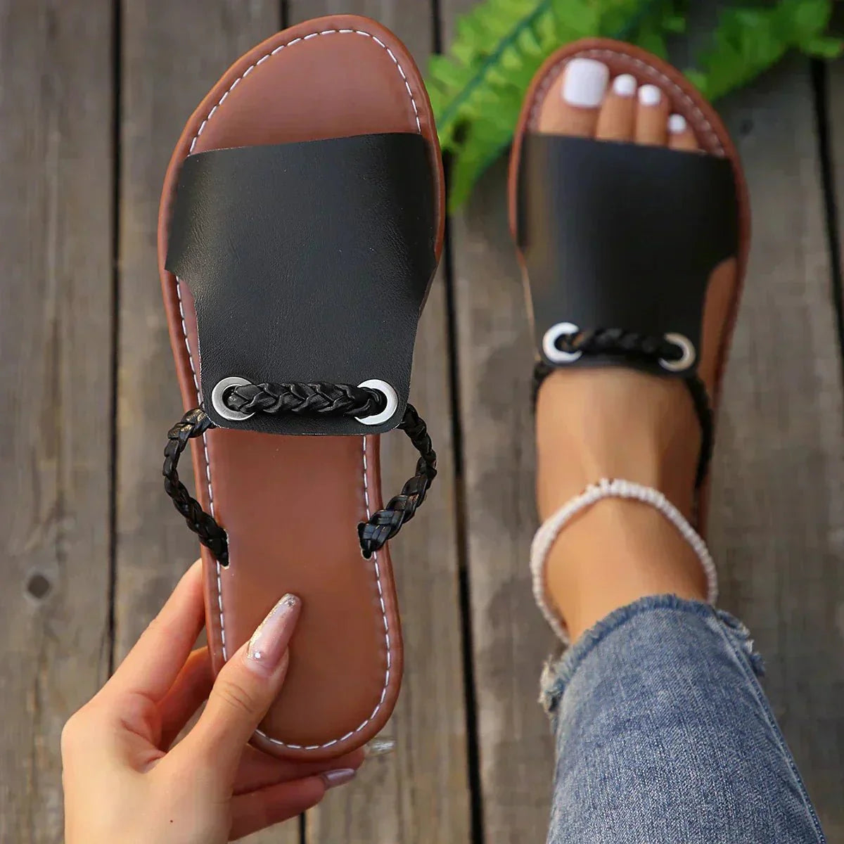 Evelisse | Slide Sandals
