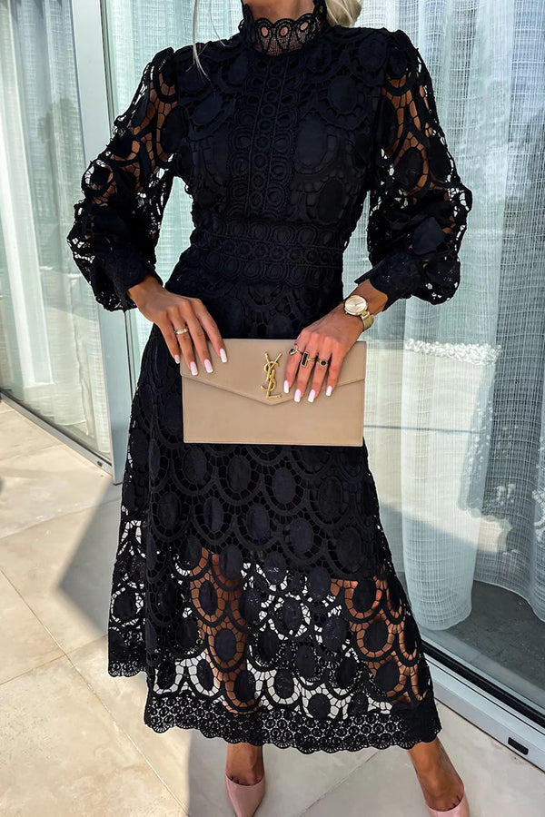 Noor | Romantic Lace Dress
