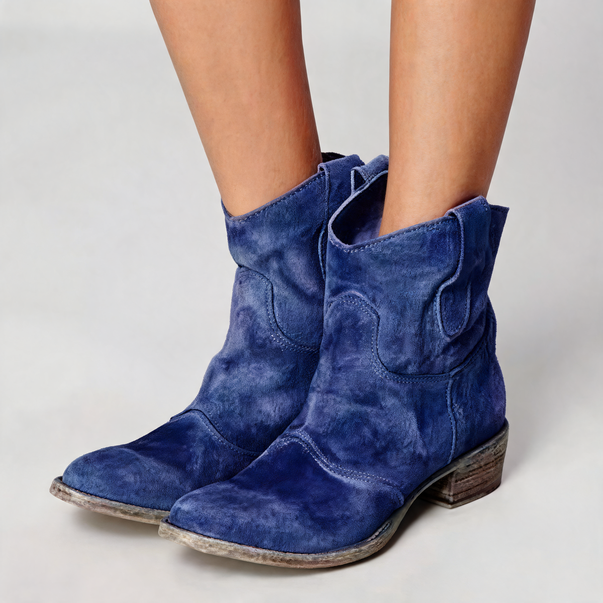 Karen™ | Orthopedic Western Ankle Boots in Suede 2