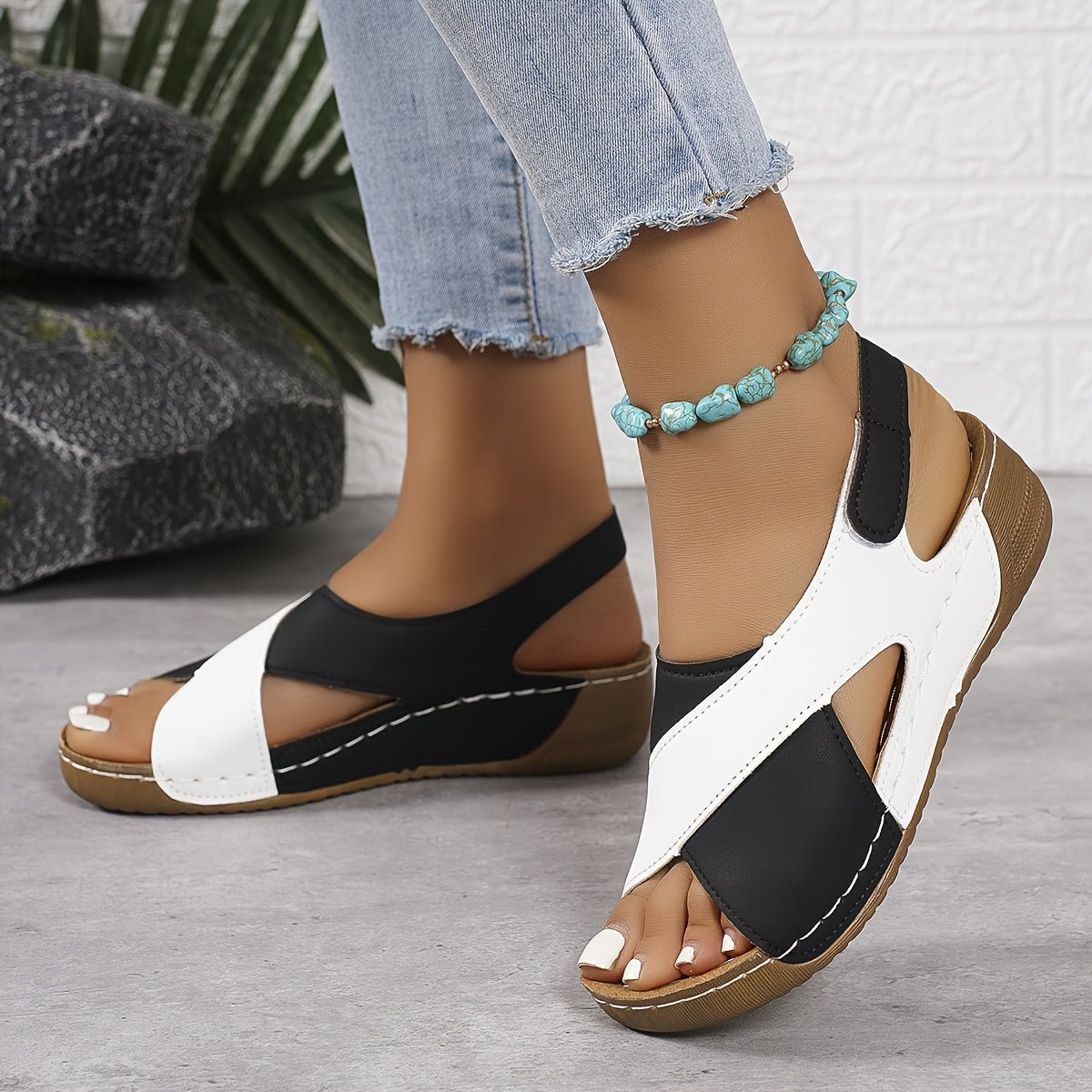 Noressa | Orthopedic Sandals